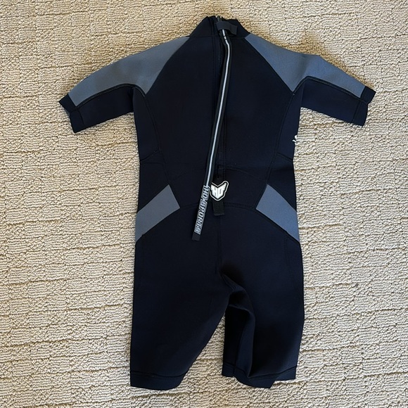 HO Sports Shortie Wet Suit for Kids - Picture 3 of 7